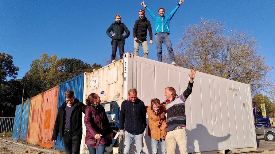 Aangeleverd De Clique 4